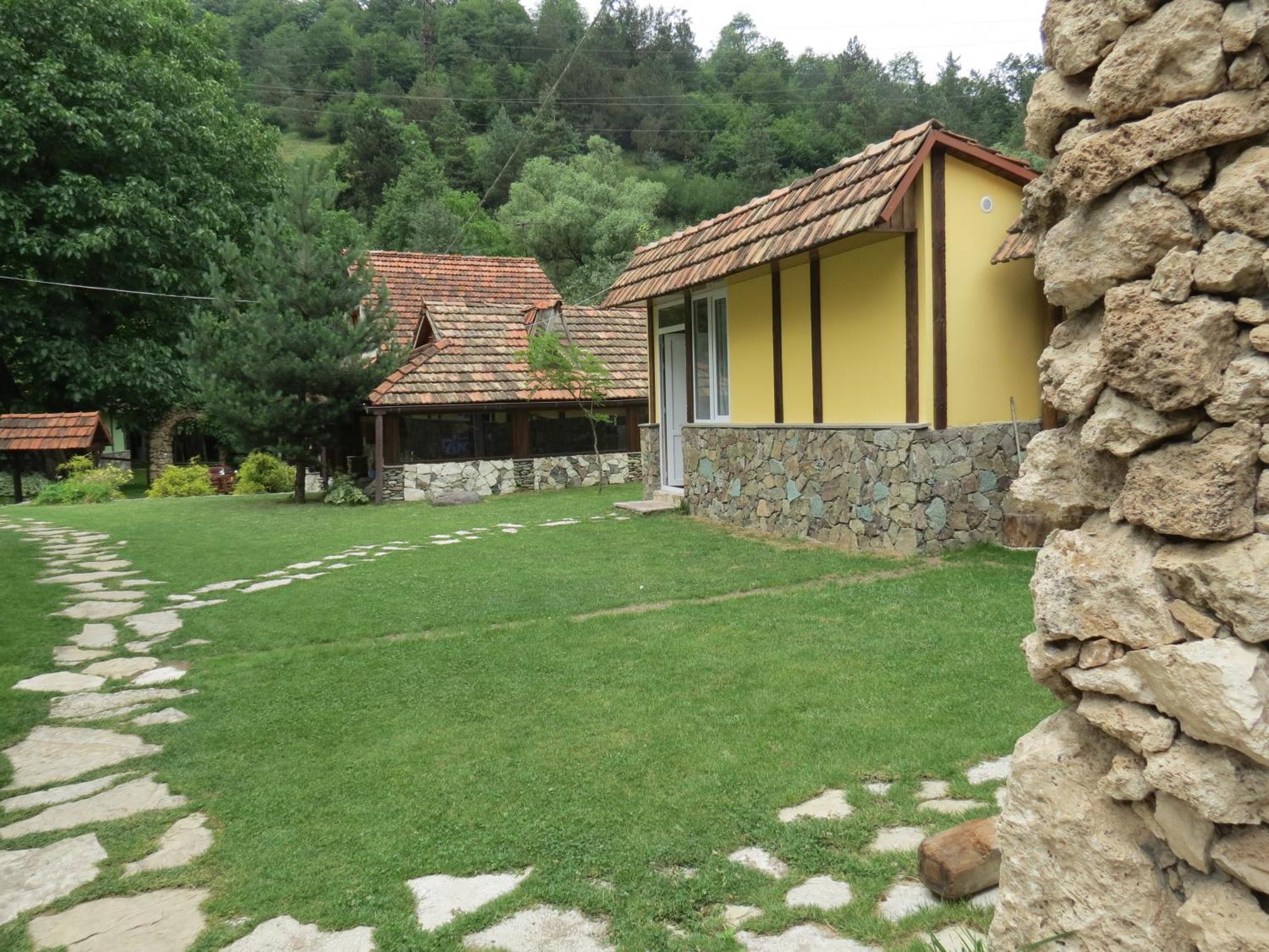 Hotel Eco Garden Dilidschan Exterior foto