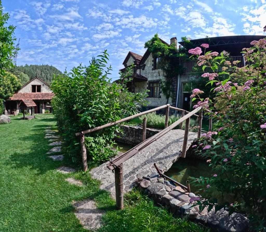 Hotel Eco Garden Dilidschan Exterior foto