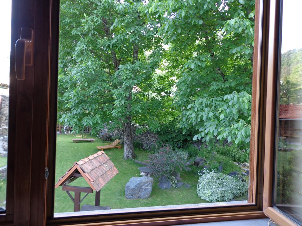 Hotel Eco Garden Dilidschan Exterior foto